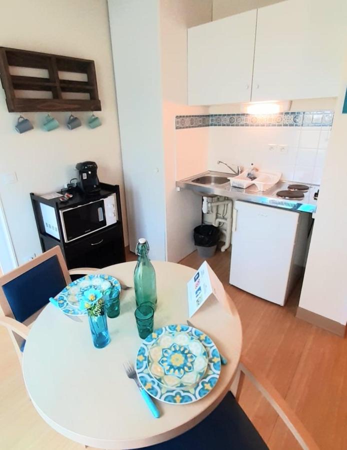 Cintray Parc Residence Breteuil-sur-Iton Екстериор снимка